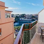 Lucy's Roof Roma